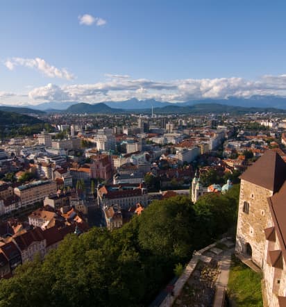 Bond Markets See Slovenia Closer to Bailout