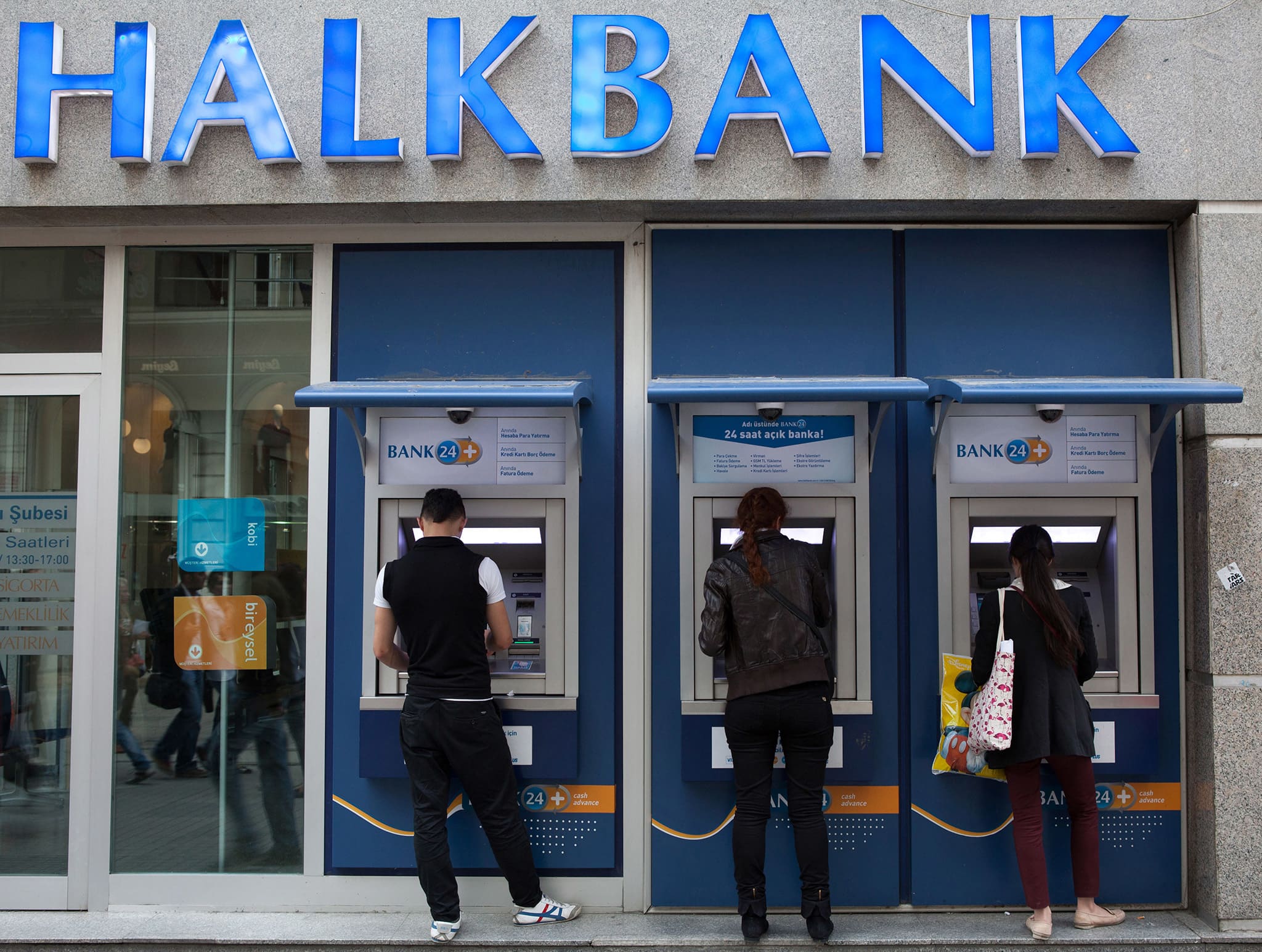 Halkbank, İran’a yaptırım uygulamakla suçlanabilir