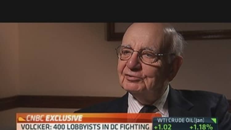 Former Fed Chief Volcker Says Rule Already Effective