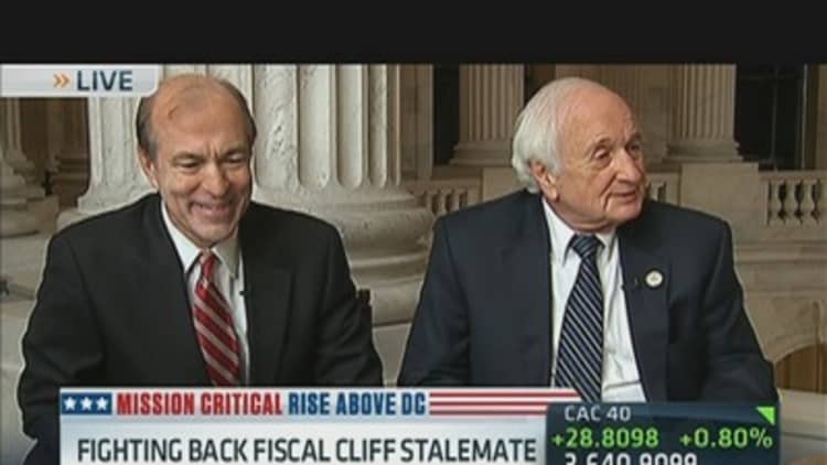 Fighting Back Fiscal Cliff Stalemate