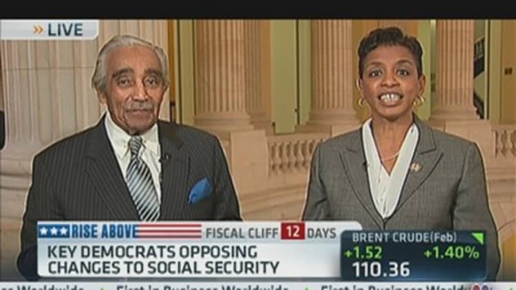 Key Democrats Oppose Changes to Social Security