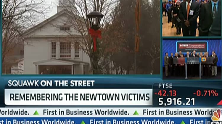 Exchanges Pause to Honor Newtown Victims 
