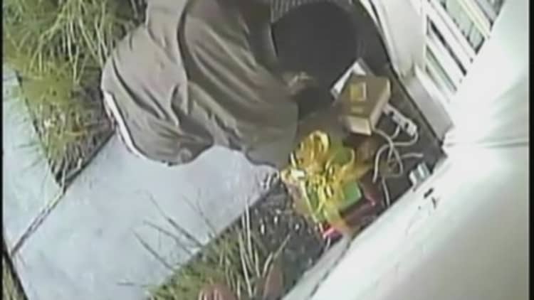 Video Shows UPS Guy Stealing FedEx Package 