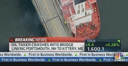 Oil Tanker Crashes Into NH Bridge 
