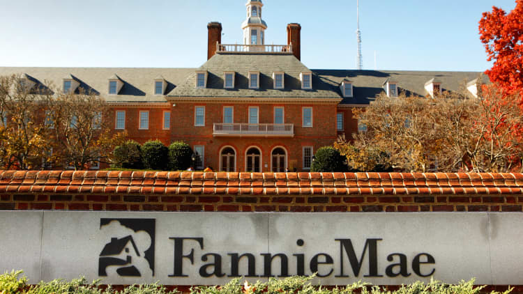 Here's what Fannie Mae is forecasting for the housing market