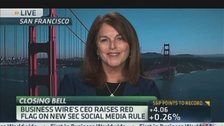 Red Flags For SEC's Social Media Rule