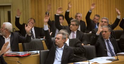 Cyprus Parliament Votes to Back Bailout 