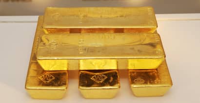 Gold Ends Down on BoJ Stimulus Worries