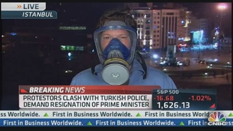 Tear Gas Fired On Turkish Protesters