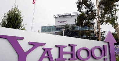 Yahoo makes Webb permanent chairman 
