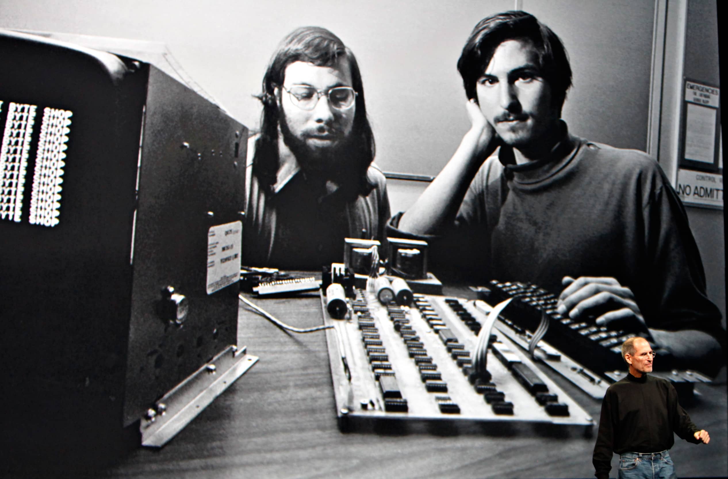 Steve Jobs And Steve Wozniak Apple 1