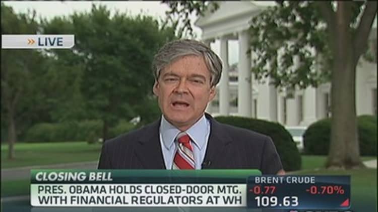 Obama holds closed-door meeting