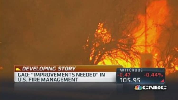 Giant wildfire burns 15,000 acres
