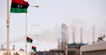 Libya's biggest oil field is being held hostage, but even that won't boost prices