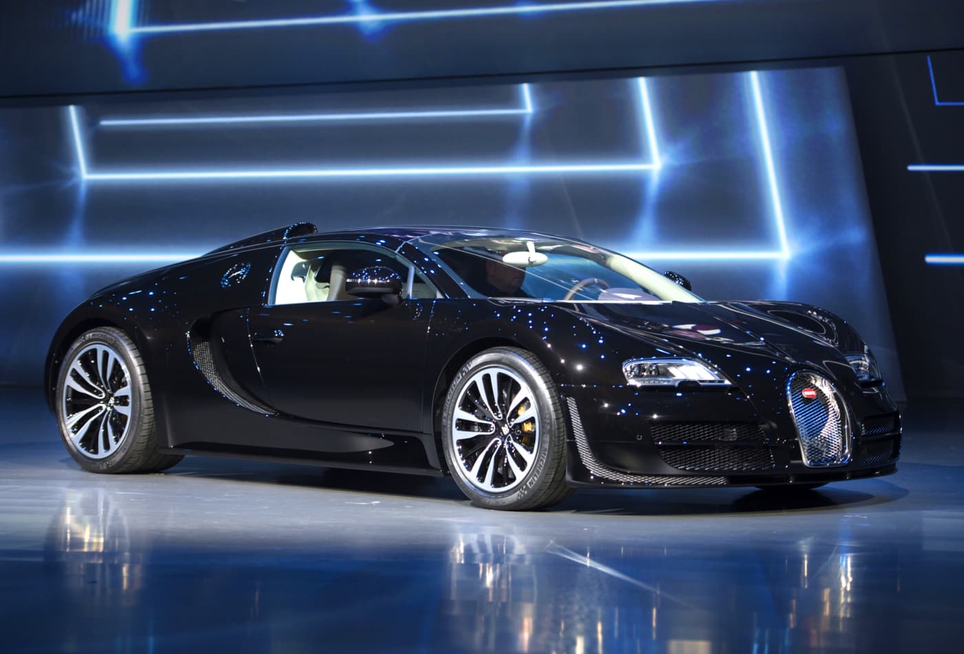 A Bugatti Hypercar S Oil Change Costs As Much As Buying