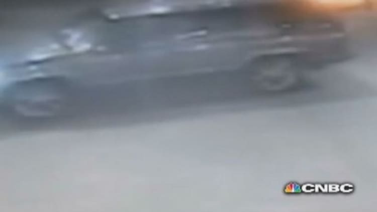 Car thief tries to hit owner, hits gas pump