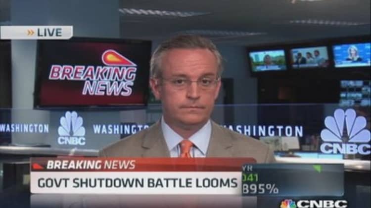 Government shutdown battle looms