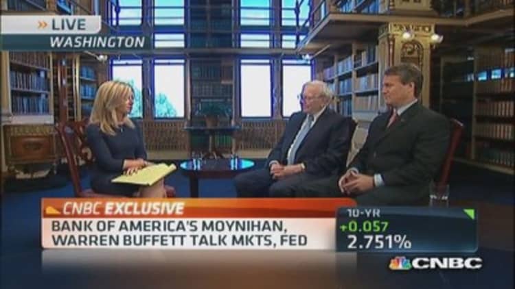 Buffett: Economy continues to just creep along