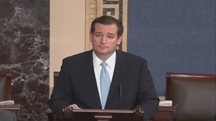 Senator Ted Cruz Reads Green Eggs and Ham in 'Filibuster'