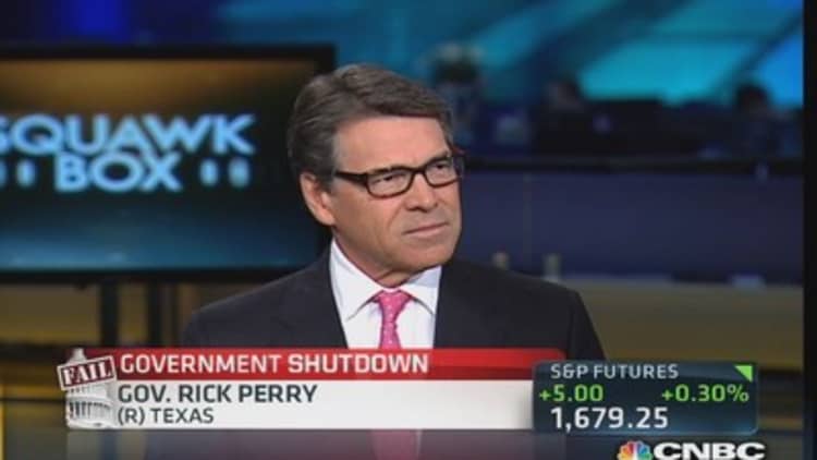 Obamacare will be an 'absolute economic disaster': Gov Perry
