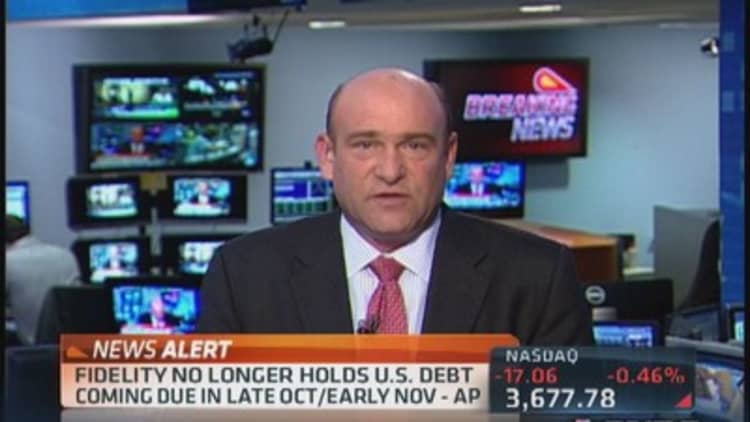 Fidelity dumps U.S. debt