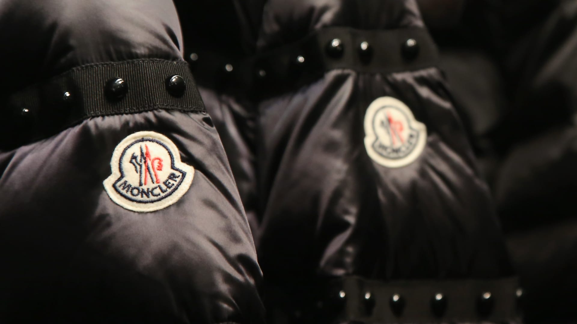 Fashion mogul Moncler heads for IPO
