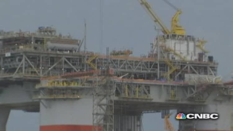 Oil Platform Building Boom