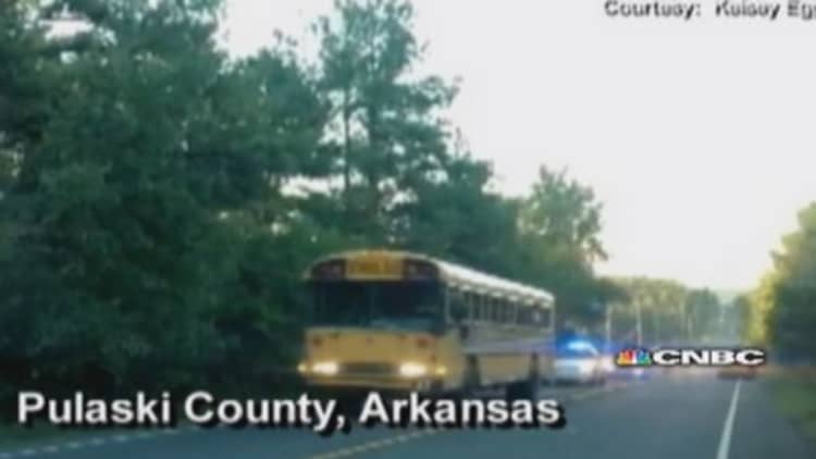Guy hijacks school bus, takes students on ride