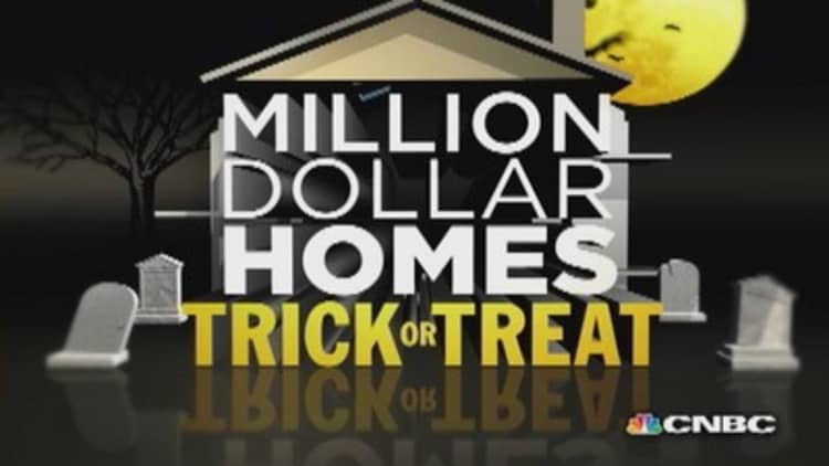 Trick or treat: Spooky $1 million homes