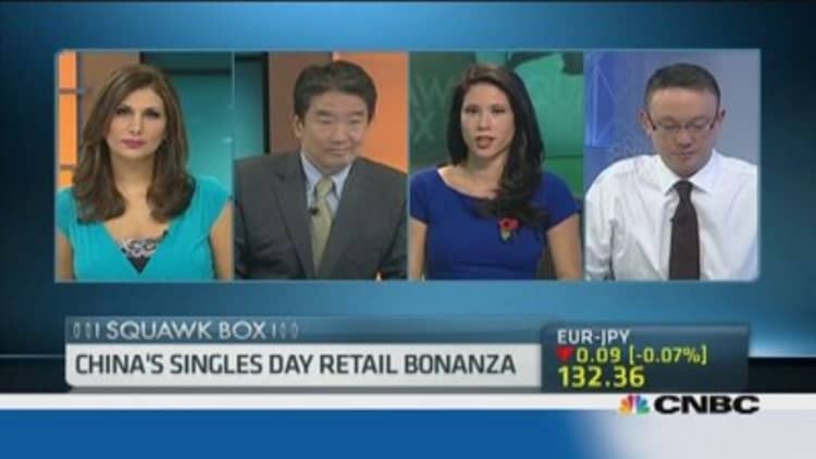 Chinese shoppers spend big on 'Singles Day'