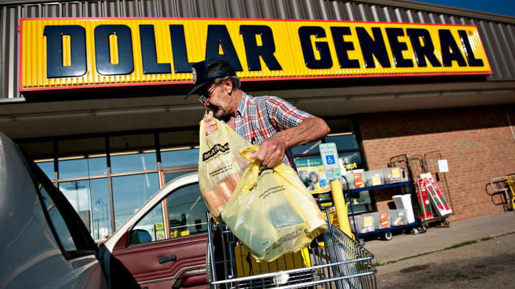 Dollar General offers to buy Family Dollar: Sources