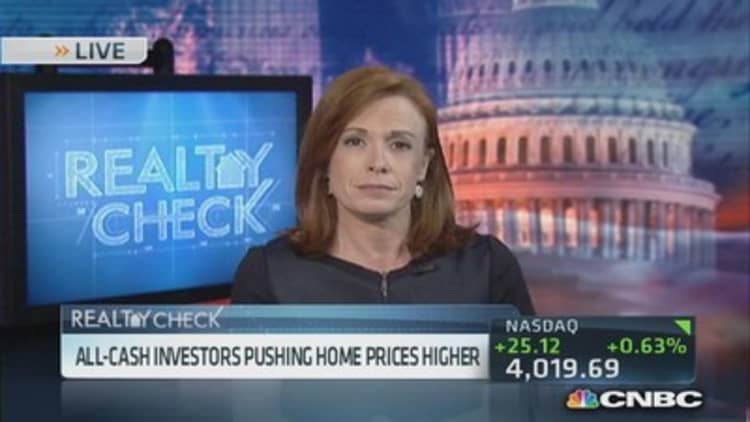 Cash investors pushing home prices