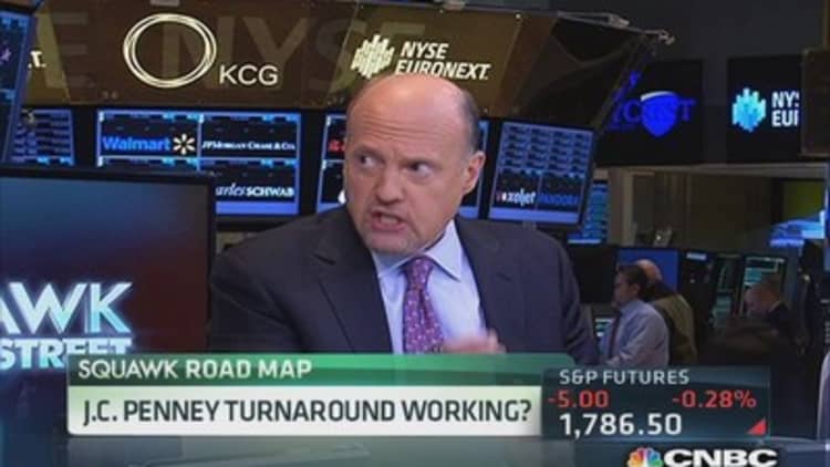 Cramer:  'You can't tell what's selling'