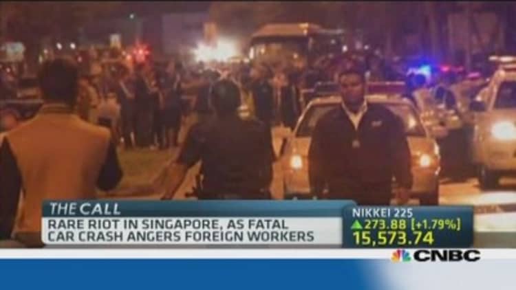 Singapore sees rare riot after fatal car crash