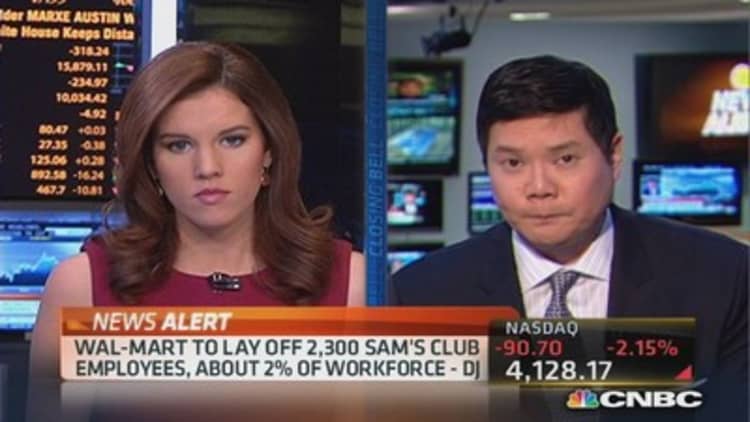 Wal-Mart to lay off 2,300 Sam's Club employees