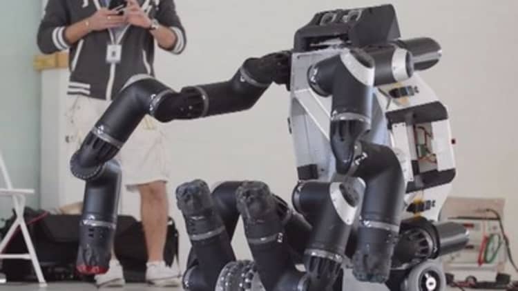 Geeked out: High-tech robots