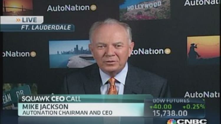 AutoNation CEO: Detroit 3 dealer inventory over 100-day supply