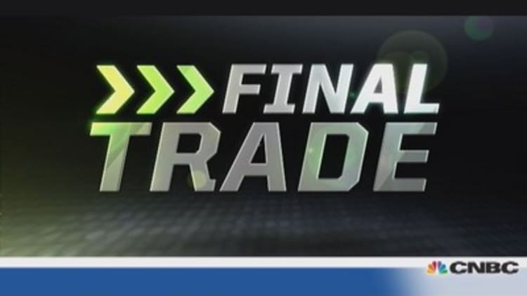 Fast Money Final Trade: HD, SGG, PACD, LNC