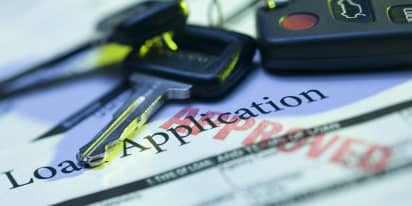 Record auto loans push monthly payments to all-time highs