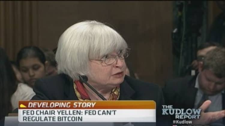 Yellen: Fed can't regulate bitcoin