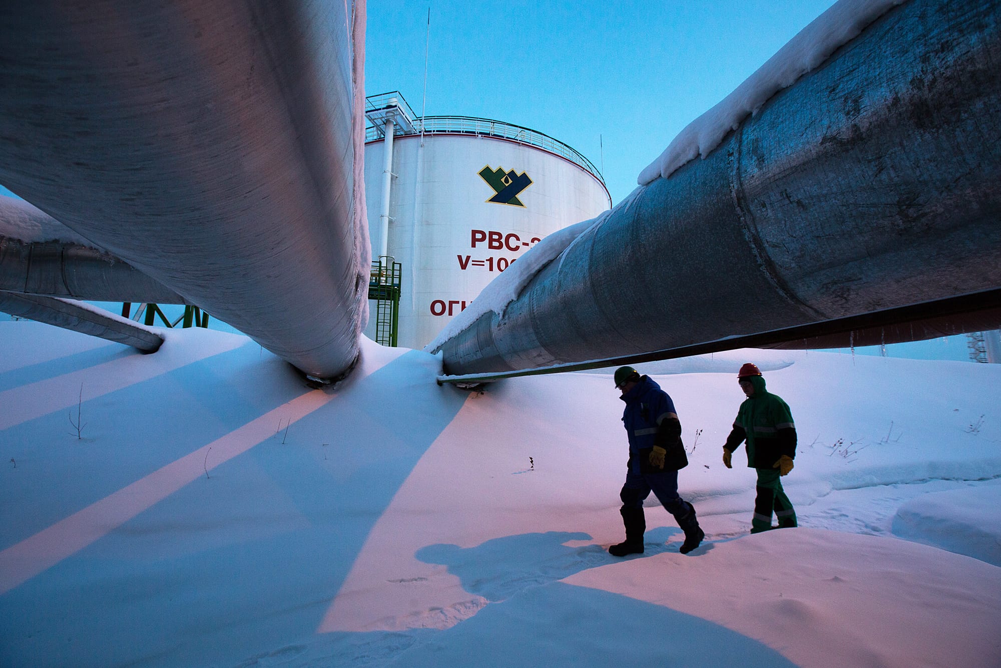 Energy giant Shell to end partnership with Russia's Gazprom as Ukraine conflict intensifies
