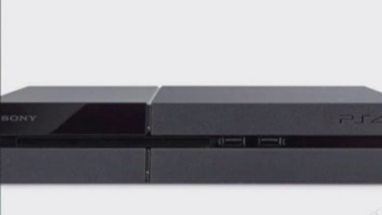 Tech Yeah! PlayStation 4 vs. Xbox One