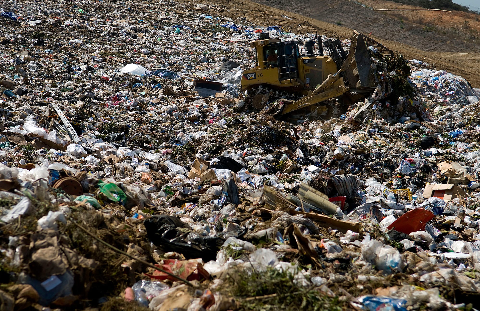 Man searches landfill for bitcoin xmr mine ethereum
