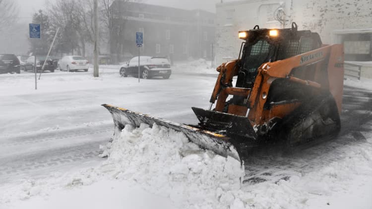 Record-breaking snowfall slams upstate New York