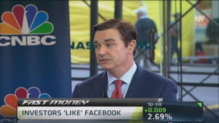 Investor 'likes' Facebook