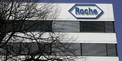 Roche posts modest third-quarter sales beat as new drugs offset biosimilar hit
