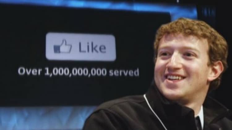 Mark Zuckerberg's Facebook leads social revolution