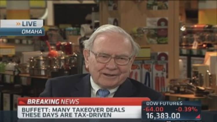 Tax reform could cause one hell of a fight: Buffett