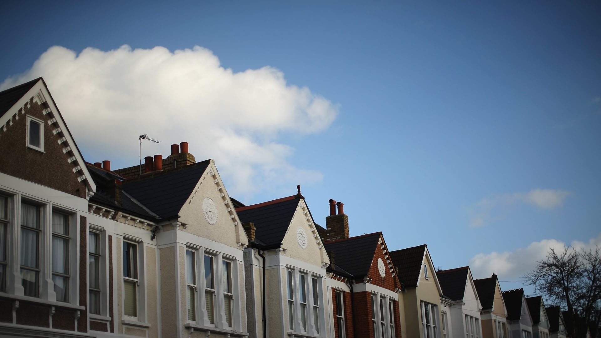 Mortgage catastrophe sparked fears of a housing market crash in the UK