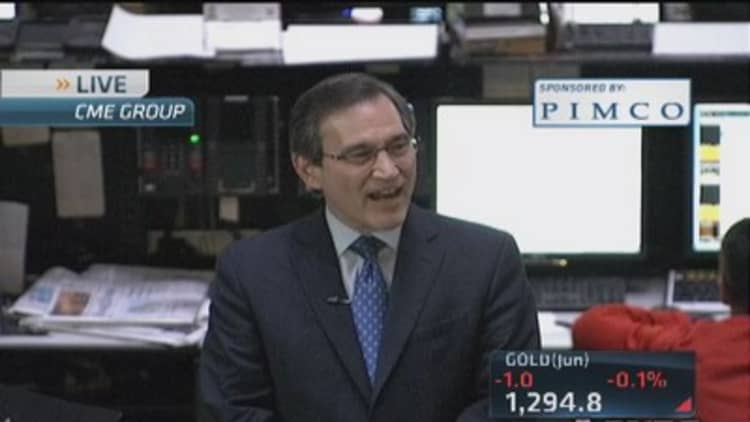 Santelli: Parallel shift on yield curve 